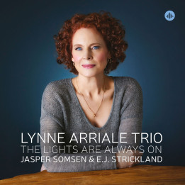 Arriale Lynne Trio - The Lights Are Always On (CD)